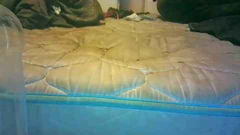 Snapshot of s4h4r4_fir3 chatting on September 20, 2025, 10:33 pm W4TER FIR3 online show from September 20, 2025, 10:33 pm