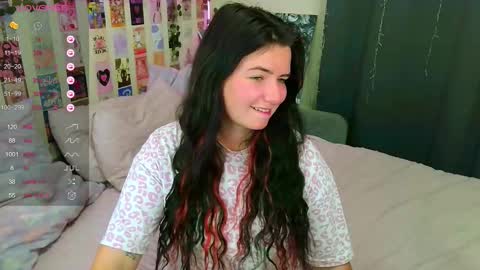 Kate online show from November 4, 2025, 10:53 pm