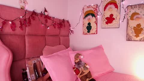 Samantha online show from December 5, 2024, 3:04 am