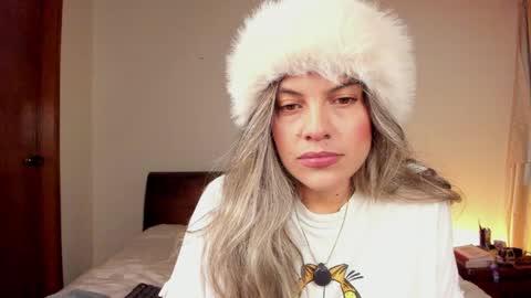 Leslie Beltrn online show from April 20, 2026, 2:58 am