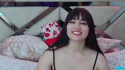 Snapshot of saabrina__ chatting on July 15, 2026, 4:12 pm Bri online show from July 15, 2026, 4:12 pm