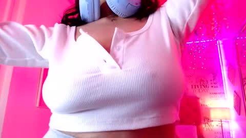 1 online show from June 2, 2026, 12:18 pm