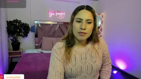Snapshot of saaya_tay chatting on February 27, 2025, 11:41 am saaya_tay online show from February 27, 2025, 11:41 am