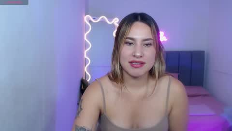 Snapshot of saaya_tay chatting on March 7, 2025, 3:29 am saaya_tay online show from March 7, 2025, 3:29 am
