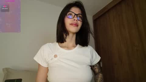 ig er ju03 online show from October 4, 2025, 7:28 am