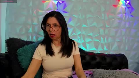 sabinadeluxe_cg online show from December 1, 2025, 10:59 pm