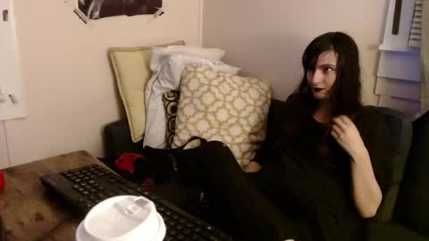 sabinewinters online show from April 12, 2026, 1:21 am