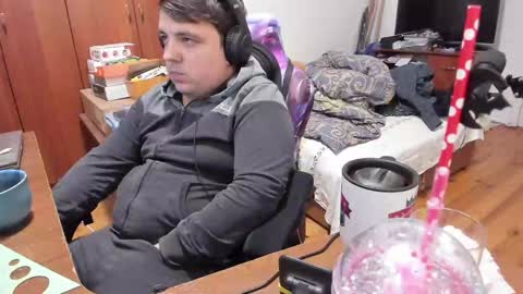 1141323  my Lord Mister Max   moms treasure online show from January 13, 2025, 4:08 pm