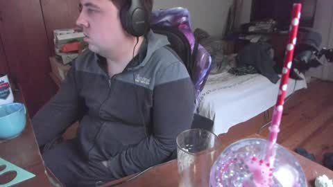 1141323  my Lord Mister Max   moms treasure online show from January 15, 2025, 8:41 am