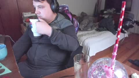 1141323  my Lord Mister Max   moms treasure online show from January 15, 2025, 11:43 am