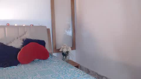 sabrina online show from December 14, 2025, 7:36 am