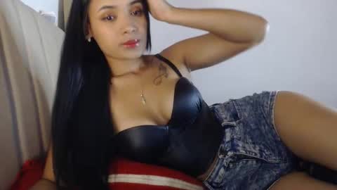 Snapshot of sabrina_brunette chatting on March 29, 2026, 5:18 am sabrina online show from March 29, 2026, 5:18 am