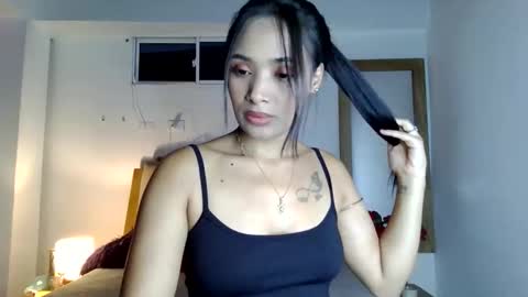 Snapshot of sabrina_brunette chatting on May 24, 2026, 5:01 am sabrina online show from May 24, 2026, 5:01 am