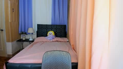 sabrina_hilson online show from April 1, 2026, 4:57 am