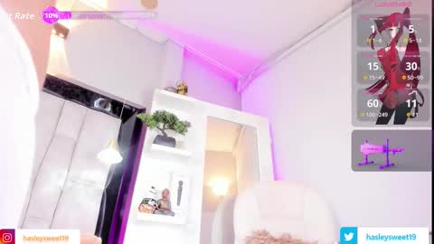 Snapshot of sabrina_keller19 chatting on November 10, 2025, 11:04 pm Hasley online show from November 10, 2025, 11:04 pm