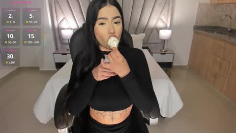 Sabrina online show from March 25, 2026, 12:49 am