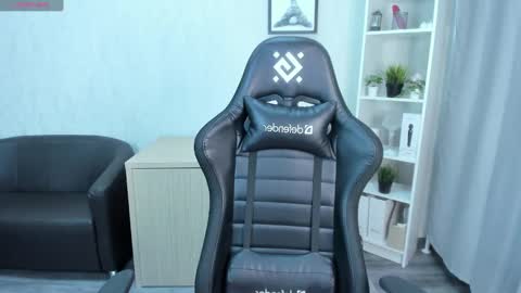 GMT7TueWedThuFriSatSun 0100am-0700am online show from January 28, 2025, 9:19 pm