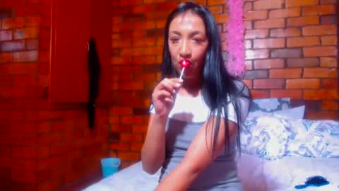 Sabrina online show from March 4, 2025, 6:07 pm