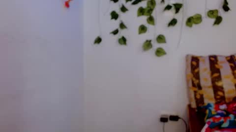 Snapshot of sabrinaexpositoxx chatting on April 19, 2026, 6:43 pm SABRI online show from April 19, 2026, 6:43 pm