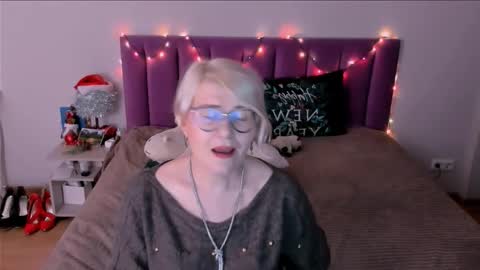 Sabrina MacMarren online show from January 8, 2026, 3:25 pm