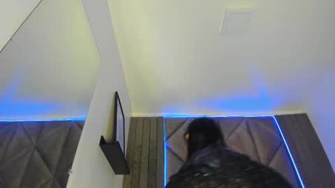 S A B R I N A  online show from September 27, 2025, 11:37 am