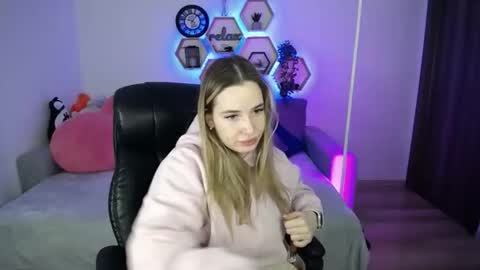 Sabrina Violet online show from February 21, 2026, 9:10 am