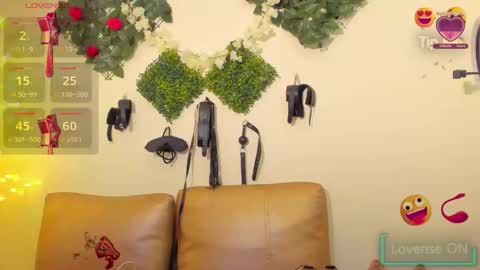 Sacha Rosse online show from April 12, 2026, 3:33 am