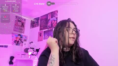 Ig  online show from October 8, 2025, 8:28 pm