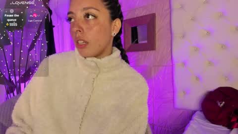 Snapshot of sadashi_moon chatting on February 16, 2025, 10:10 am online show from February 16, 2025, 10:10 am