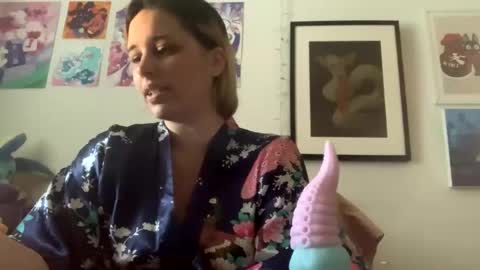 sweet angel baby  online show from November 16, 2025, 12:55 pm