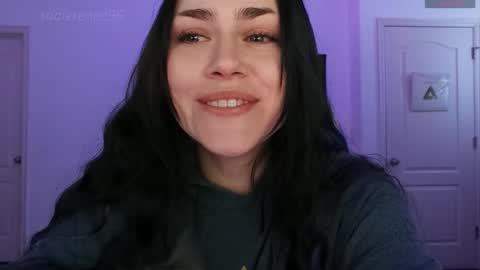 Sadie Renee  online show from October 13, 2025, 10:32 pm