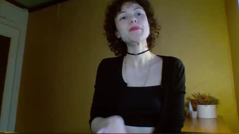 Rose online show from October 27, 2025, 12:42 pm