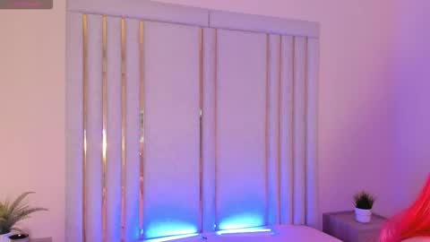 Snapshot of saekohofman chatting on October 19, 2025, 4:02 am Mara online show from October 19, 2025, 4:02 am