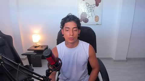 saenz_hotx online show from January 11, 2026, 6:24 pm