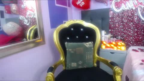 SafiroSky online show from February 13, 2025, 4:22 am