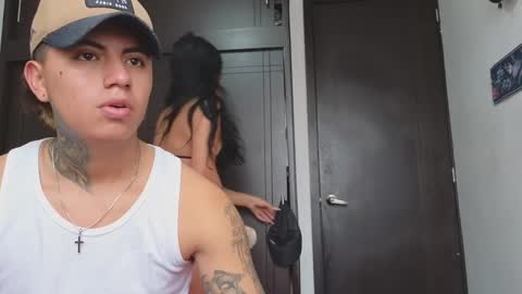 Sahara y Thiago online show from February 15, 2025, 12:54 pm