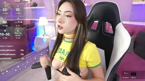 Snapshot of saharakramer chatting on April 16, 2026, 7:36 pm saharakramer online show from April 16, 2026, 7:36 pm