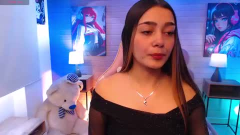Hailey jonnes online show from July 1, 2026, 7:24 pm