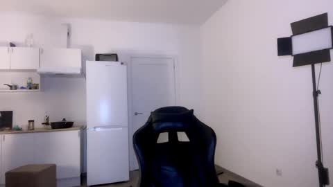 Sofia online show from March 7, 2025, 10:54 pm