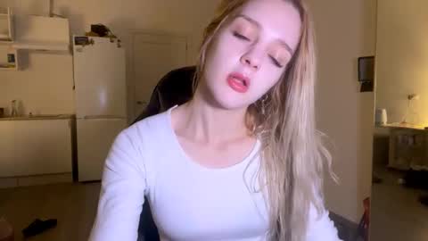 Sofia online show from November 21, 2025, 9:24 pm