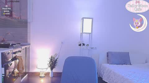 Sofia online show from April 6, 2026, 5:19 am