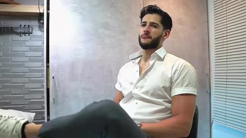 saimon  online show from March 4, 2025, 9:54 pm