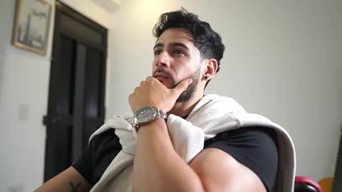 saimon  online show from October 21, 2025, 4:24 am