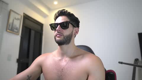 saimon  online show from October 21, 2025, 8:42 pm