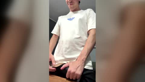 saint_nott online show from April 4, 2026, 4:00 am