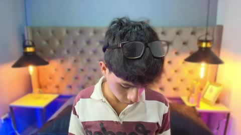 Snapshot of saintdangelo chatting on May 4, 2026, 12:56 pm Santi online show from May 4, 2026, 12:56 pm