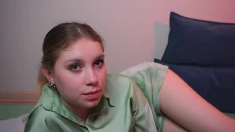 Snapshot of sairally chatting on May 31, 2026, 6:09 pm Ariel online show from May 31, 2026, 6:09 pm