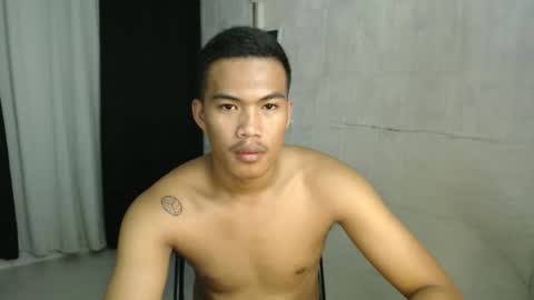 Taylor online show from November 10, 2025, 7:13 pm