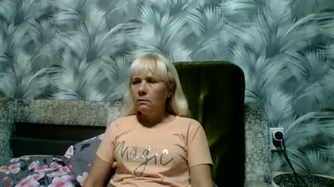 sakura_blonde online show from October 14, 2025, 3:46 pm