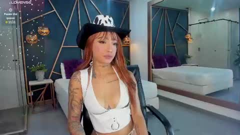 Snapshot of salem_rose chatting on July 3, 2026, 8:37 pm salem online show from July 3, 2026, 8:37 pm